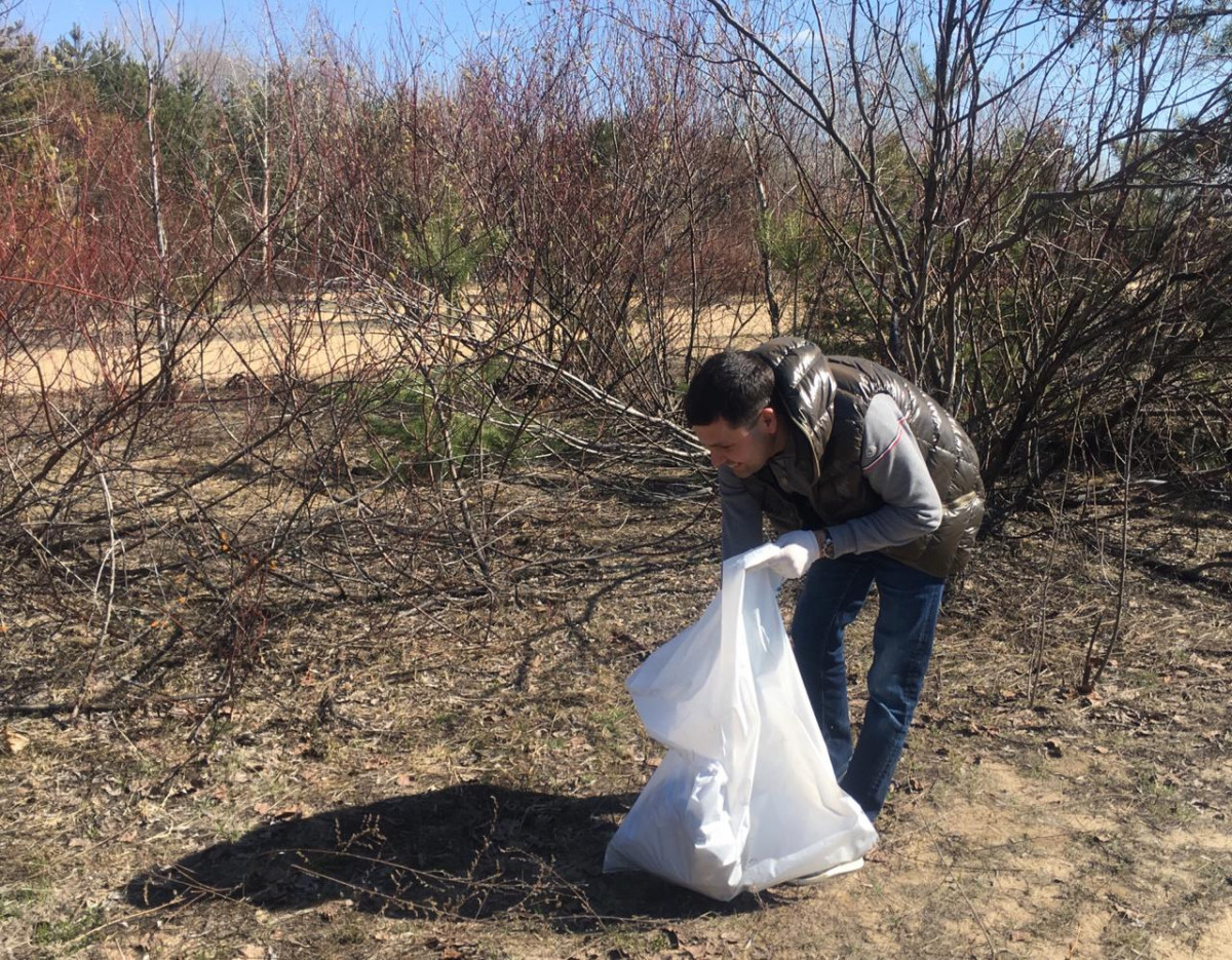 Больше 600 нижегородцев очистили от мусора территорию Гребного канала в рамках экосубботника