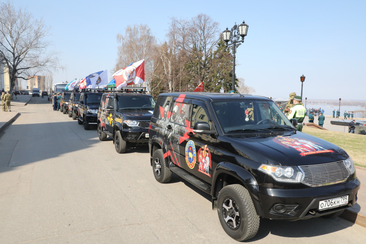 Автомобильный марш сил специального назначения Росгвардии стартовал в Нижнем Новгороде