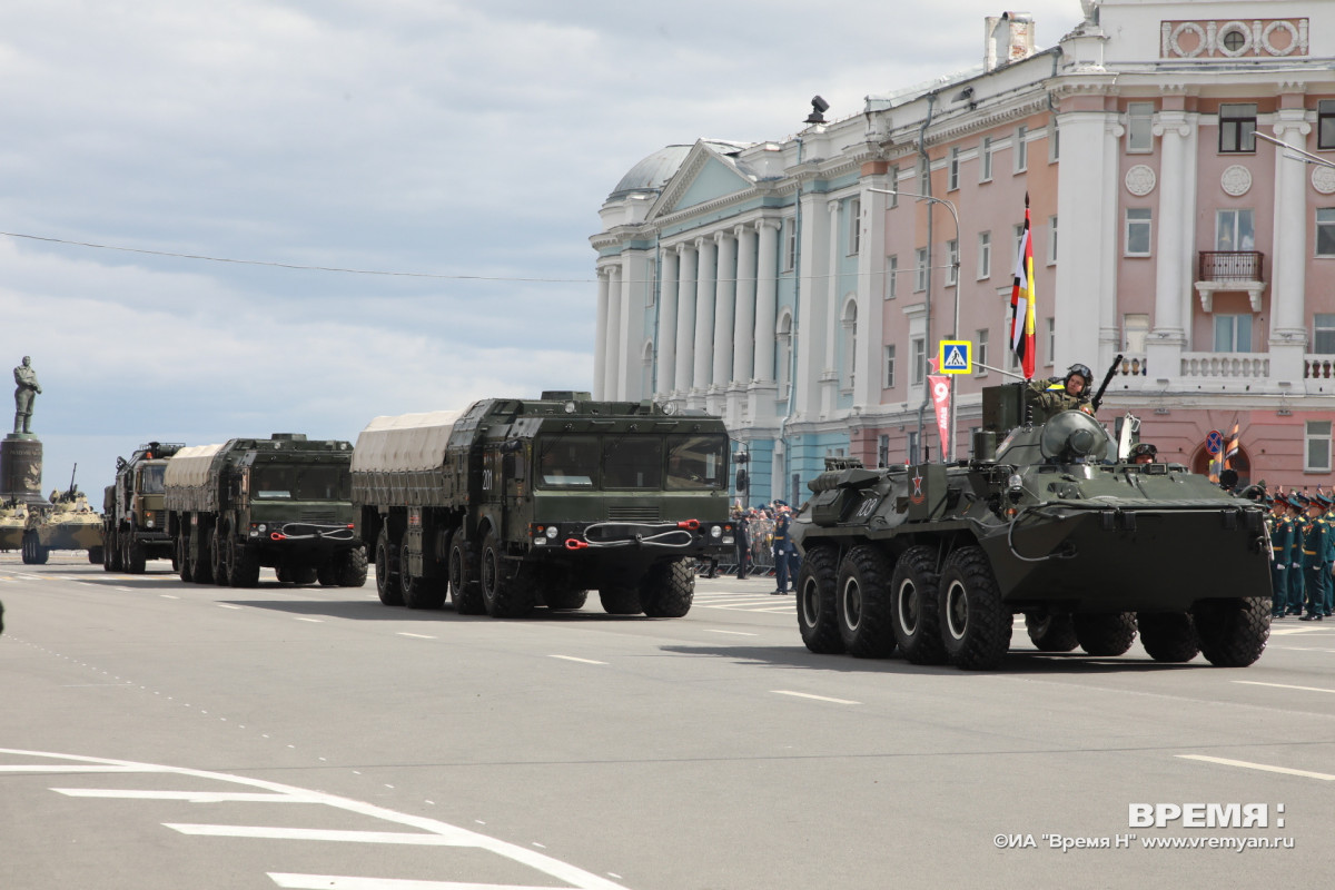 Праздничный парад в честь 78-й годовщины Победы в ВОВ состоялся в Нижнем Новгороде