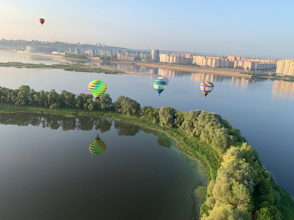 оздушный шар вынужденно приземлился во время празднования Дня Нижнего Новгорода