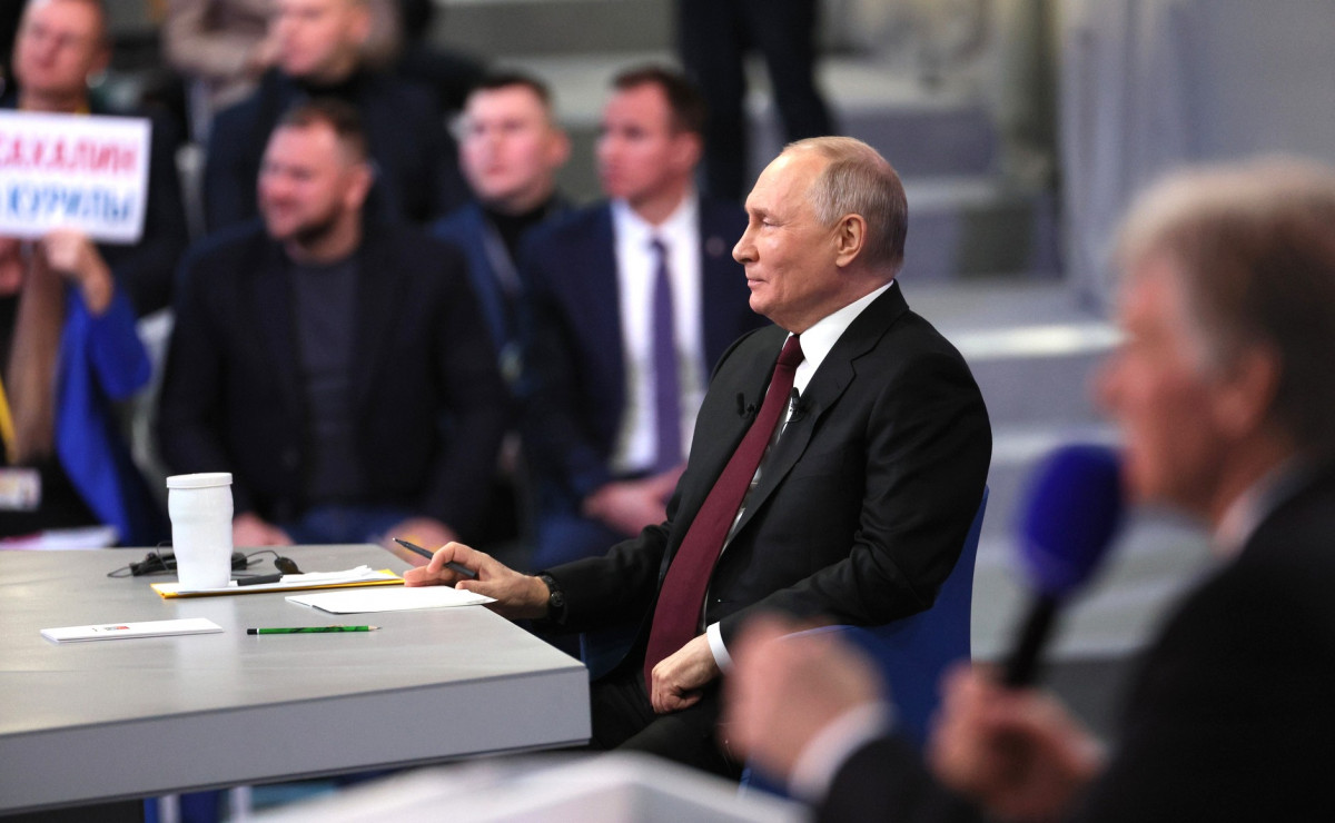 Путин назвал русофобию одним из векторов борьбы с Россией