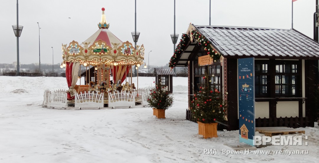 Карусель на территории Нижегородской ярмарки не работает из-за мороза