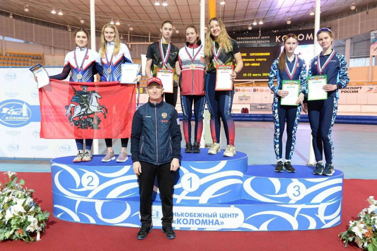 14 медалей завоевали нижегородские конькобежцы в Коломне