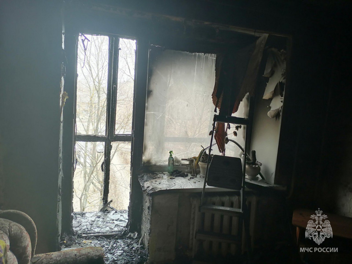 Пожар случился в квартире дома на улице Путейской в Нижнем Новгороде